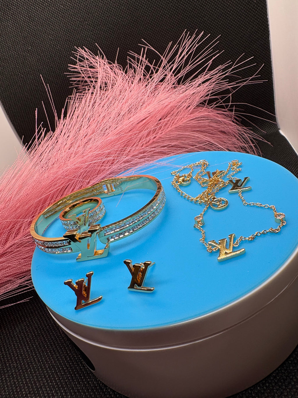 4Pcs Lux jewelry