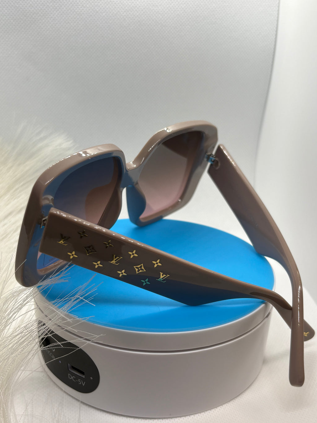 Lux Fashion Sunglasses 2 Colors
