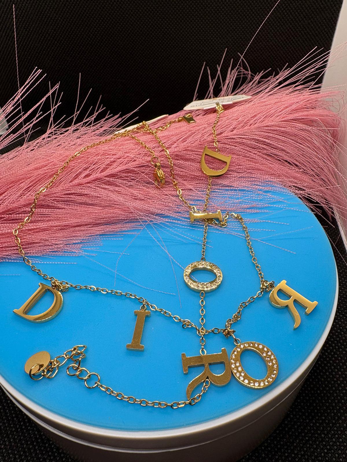 2Pcs Lux jewelry Necklace and Bracelet