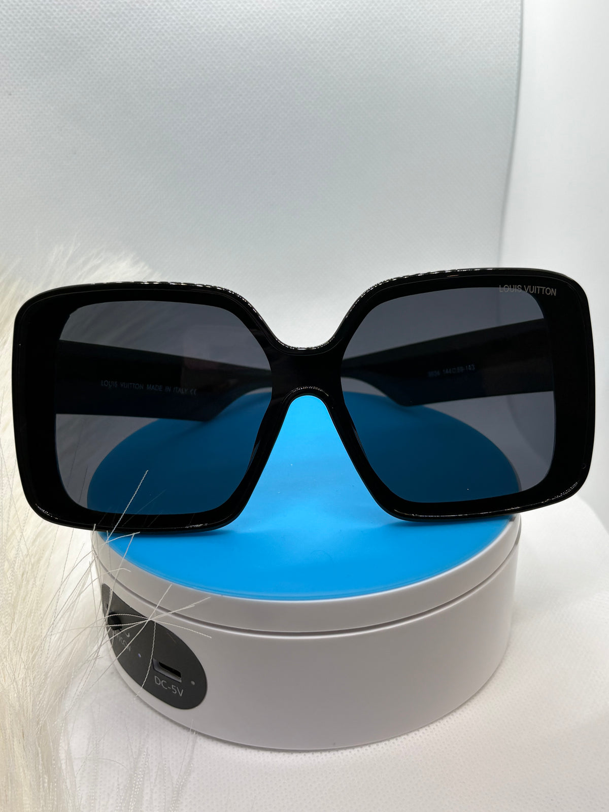 Lux Fashion Sunglasses 2 Colors