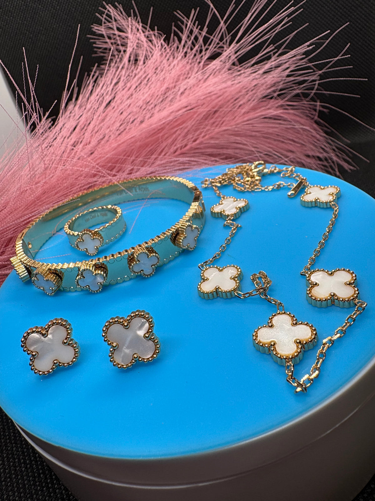 4 Pcs Lux jewelry