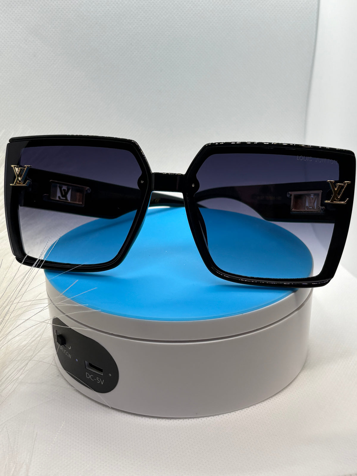 Lux Fashion Sunglasses 2 Colors