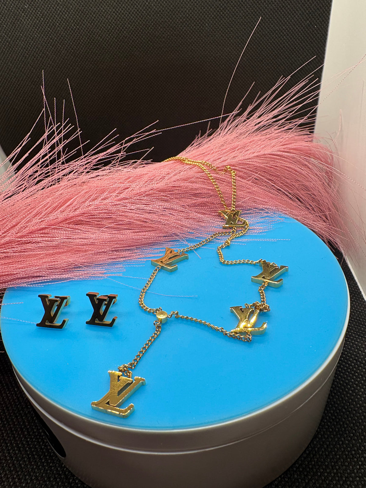 2Pcs Lux jewelry Earrings and Necklace