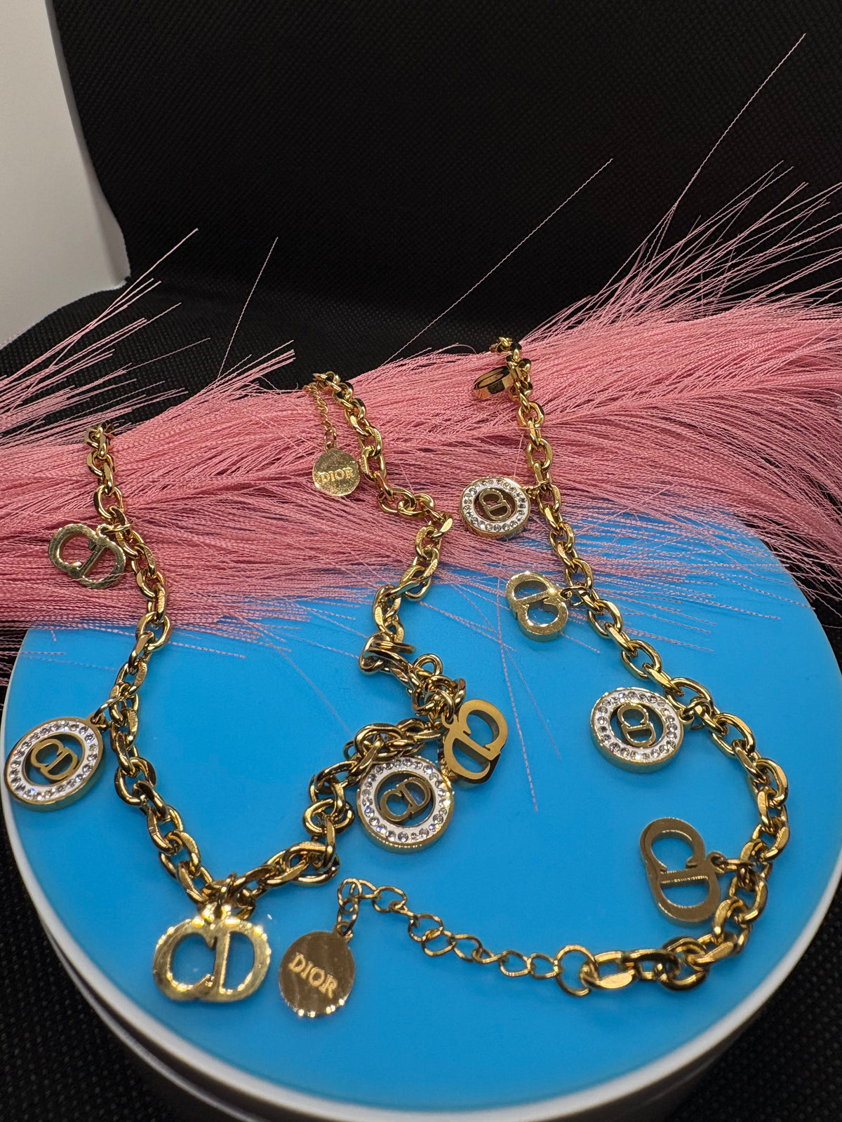 2Pcs Lux jewelry Necklace and Bracelet