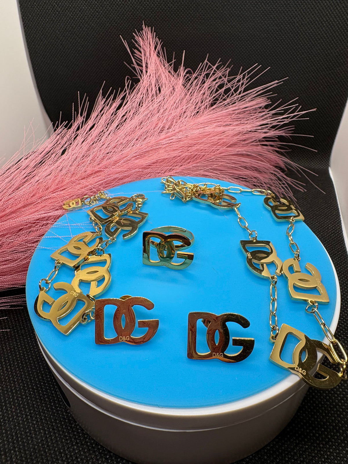 4pcs Lux jewelry