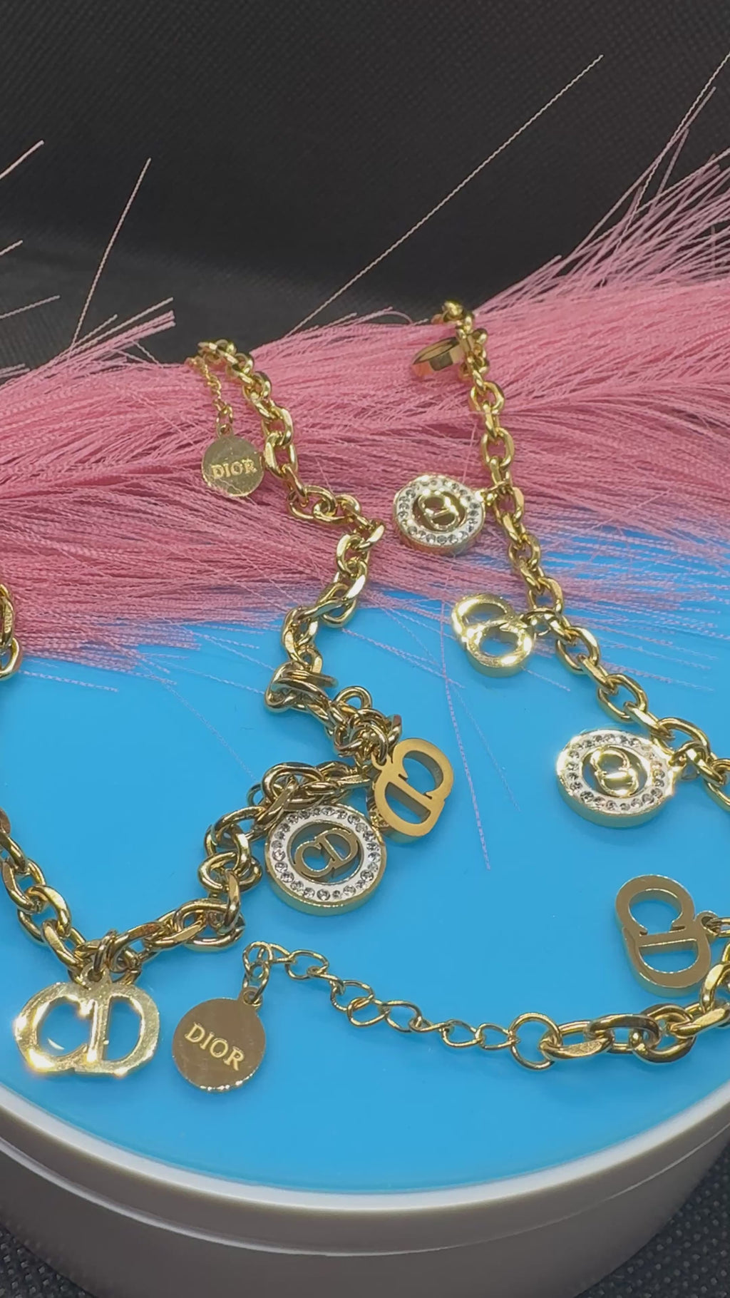 2Pcs Lux jewelry Necklace and Bracelet