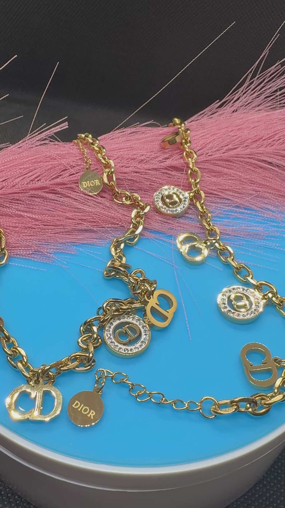 2Pcs Lux jewelry Necklace and Bracelet