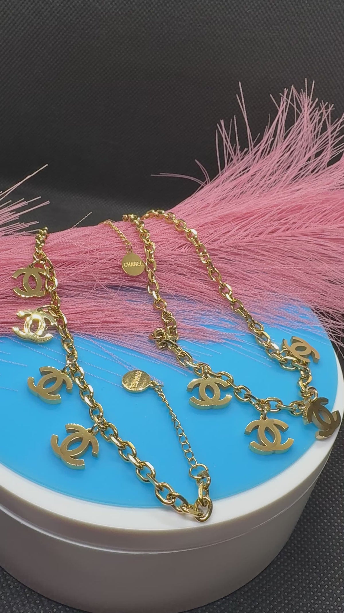 2 Pcs Lux jewelry Necklace and Bracelet