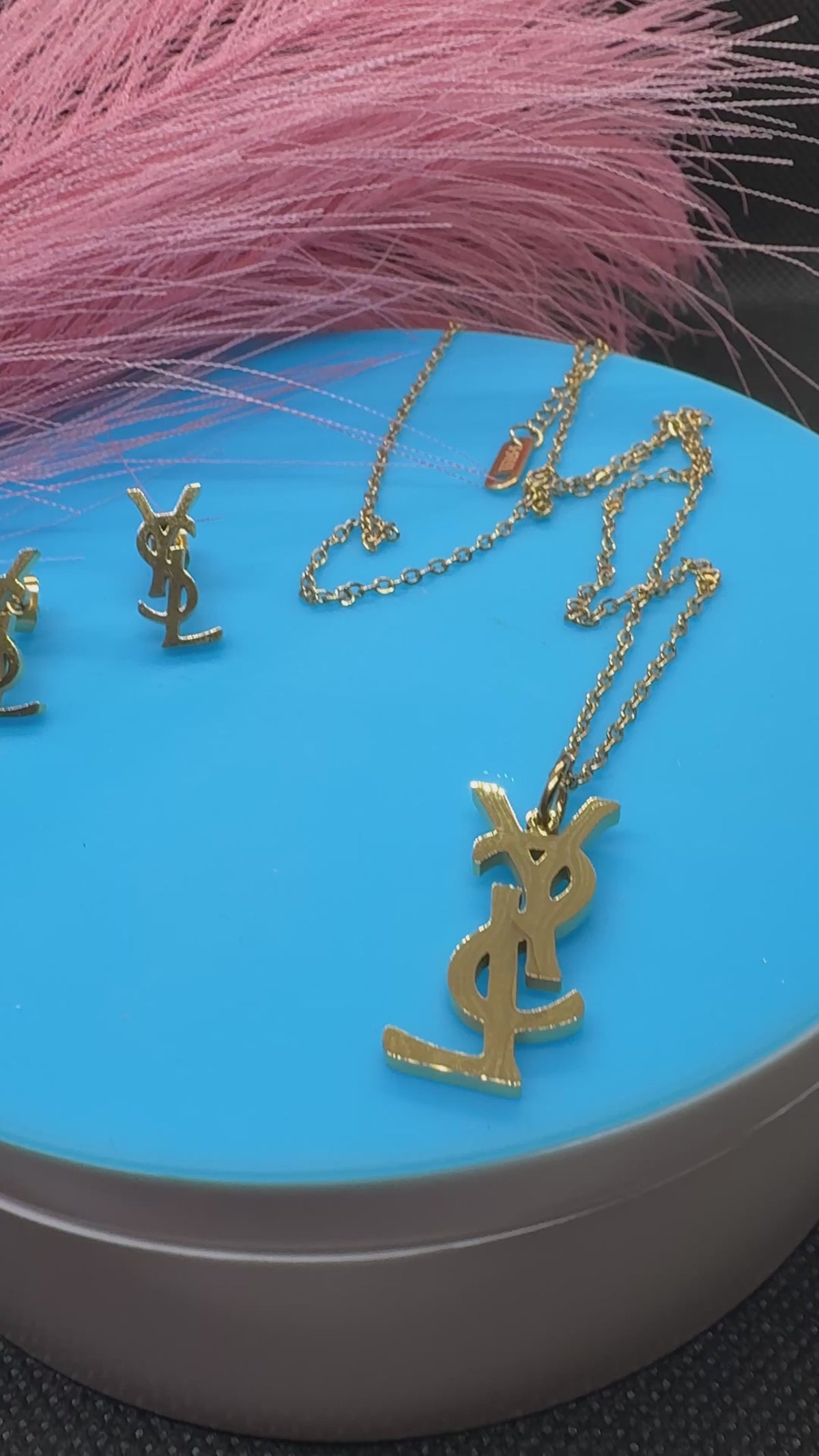 2pcs Lux jewelry Earrings and Necklace