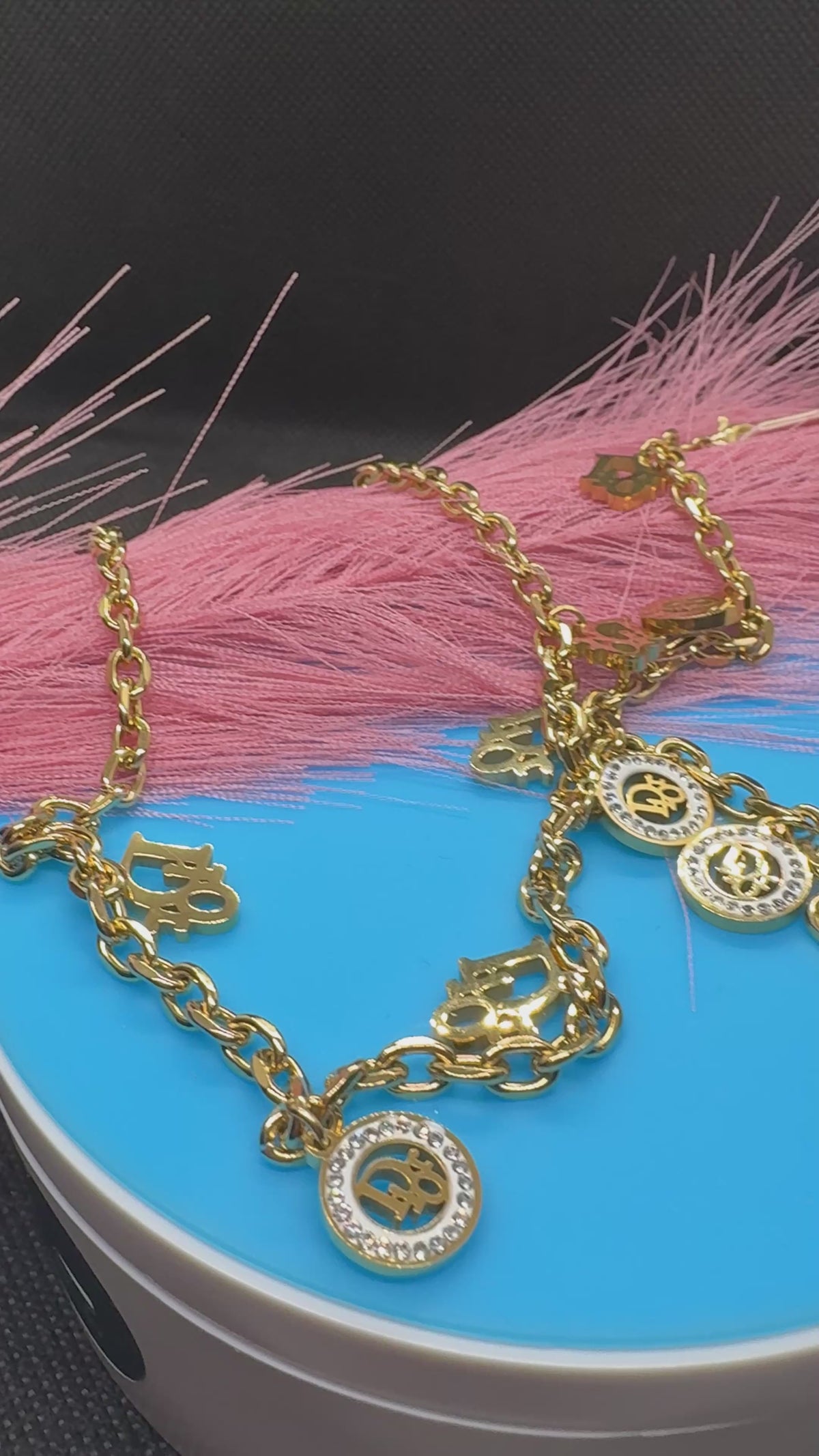 2Pcs Lux jewelry Necklace and Bracelet