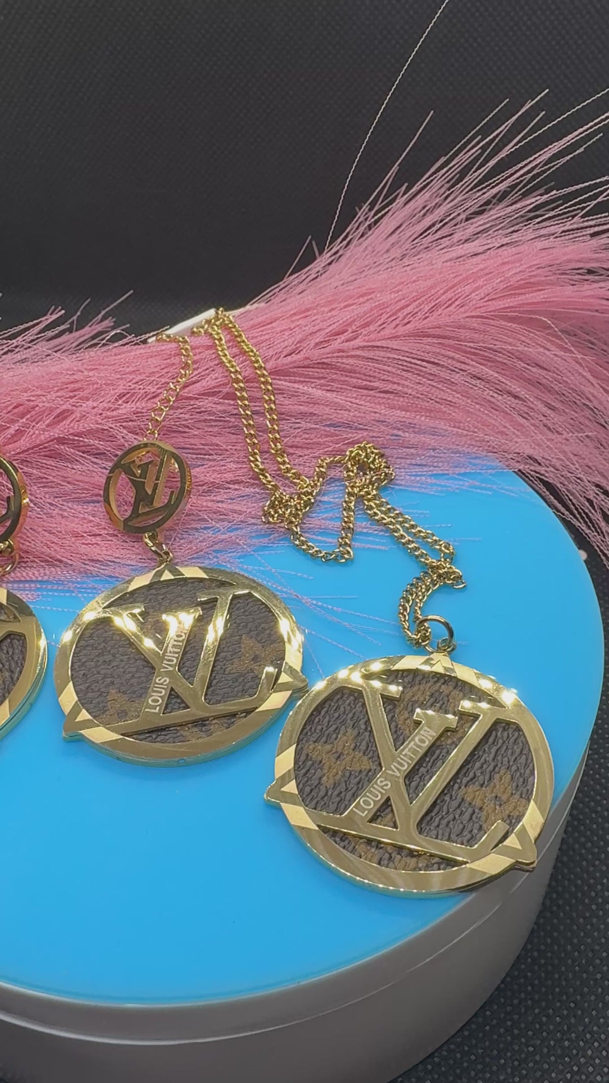 2 Pcs Lux jewelry Earrings and Necklace