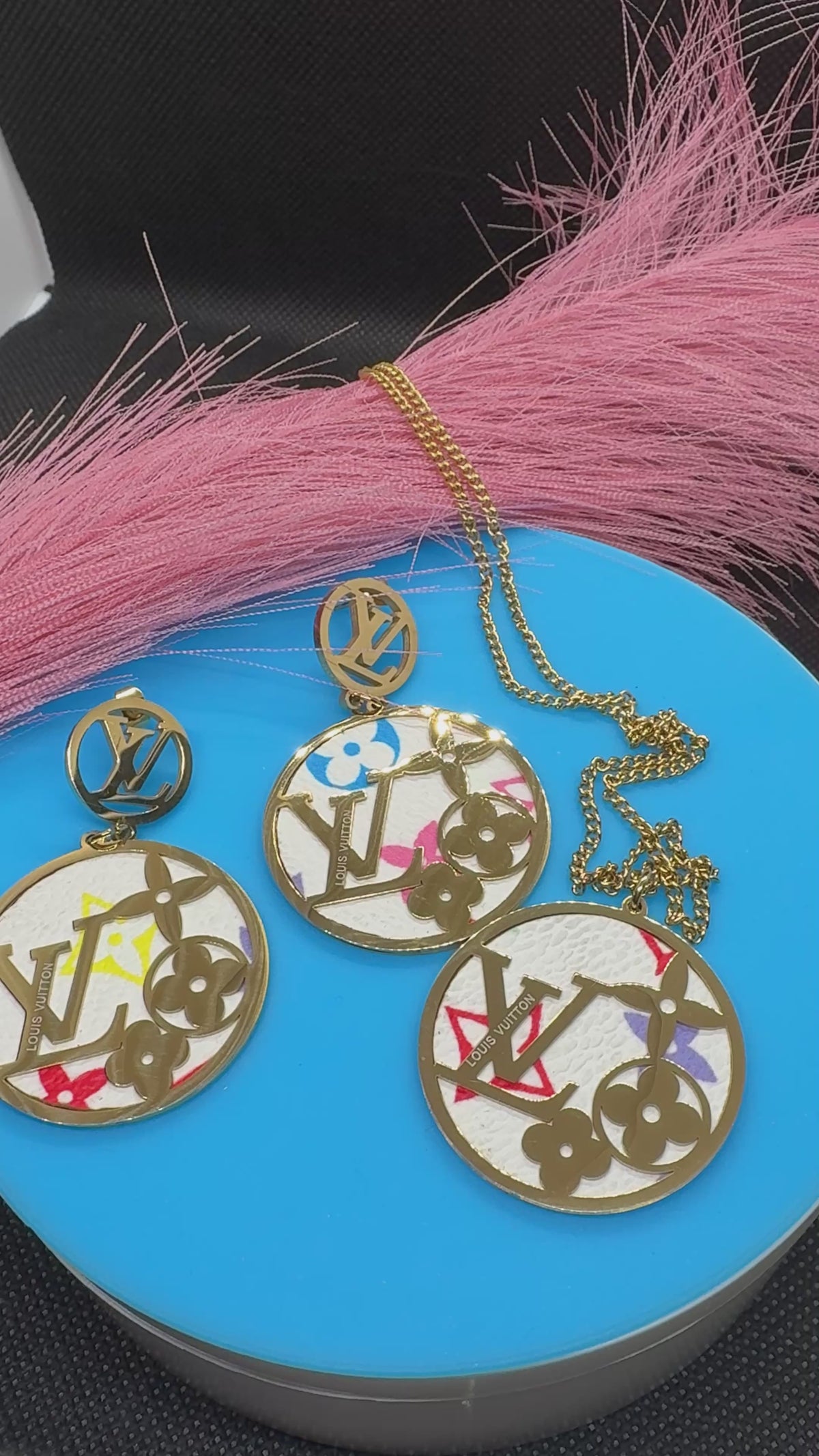 2 Pcs Lux jewelry Earrings and Necklace