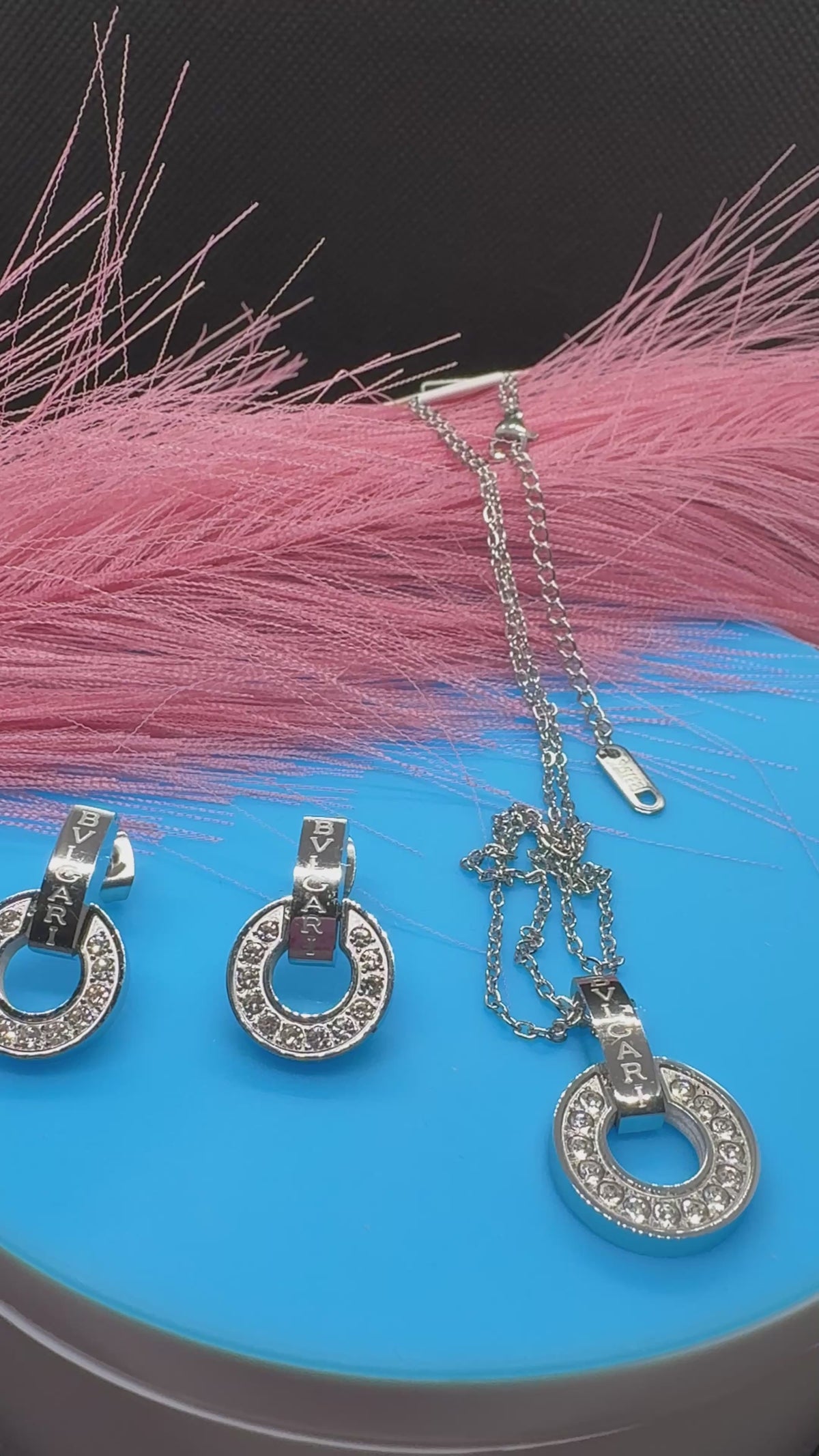 2Pcs Lux jewelry Earrings and Necklace 2 styles