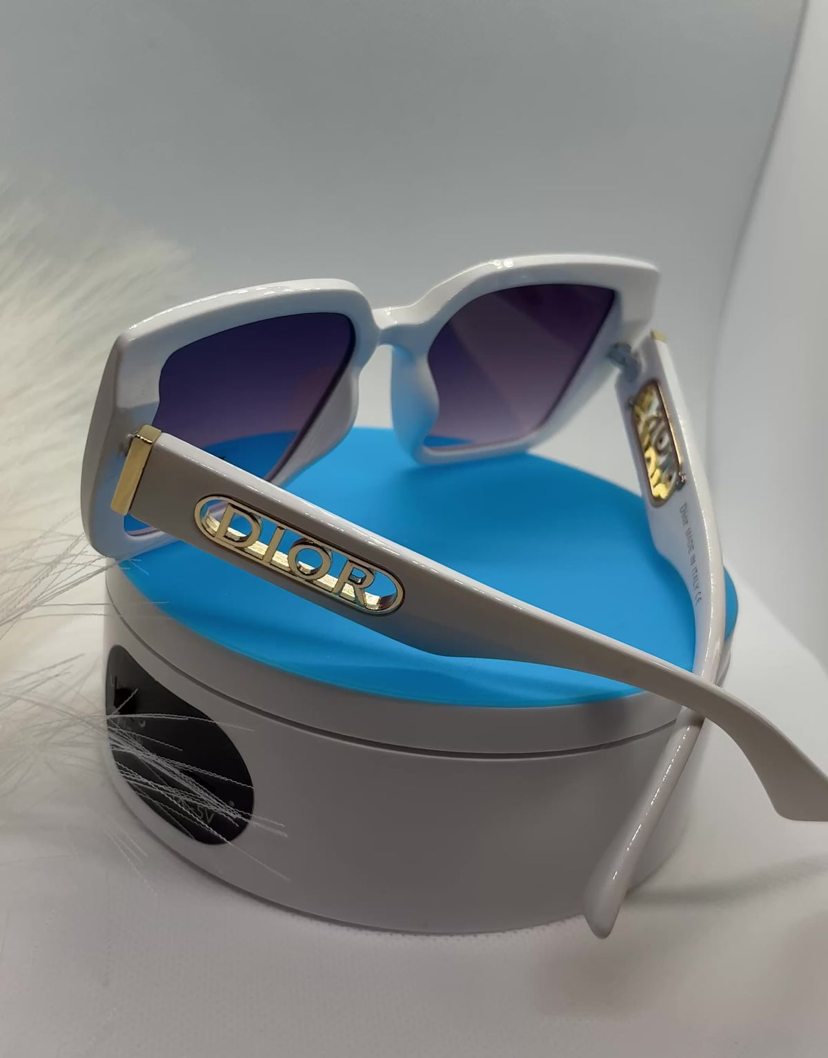 Lux Fashion Sunglasses 2 Colors