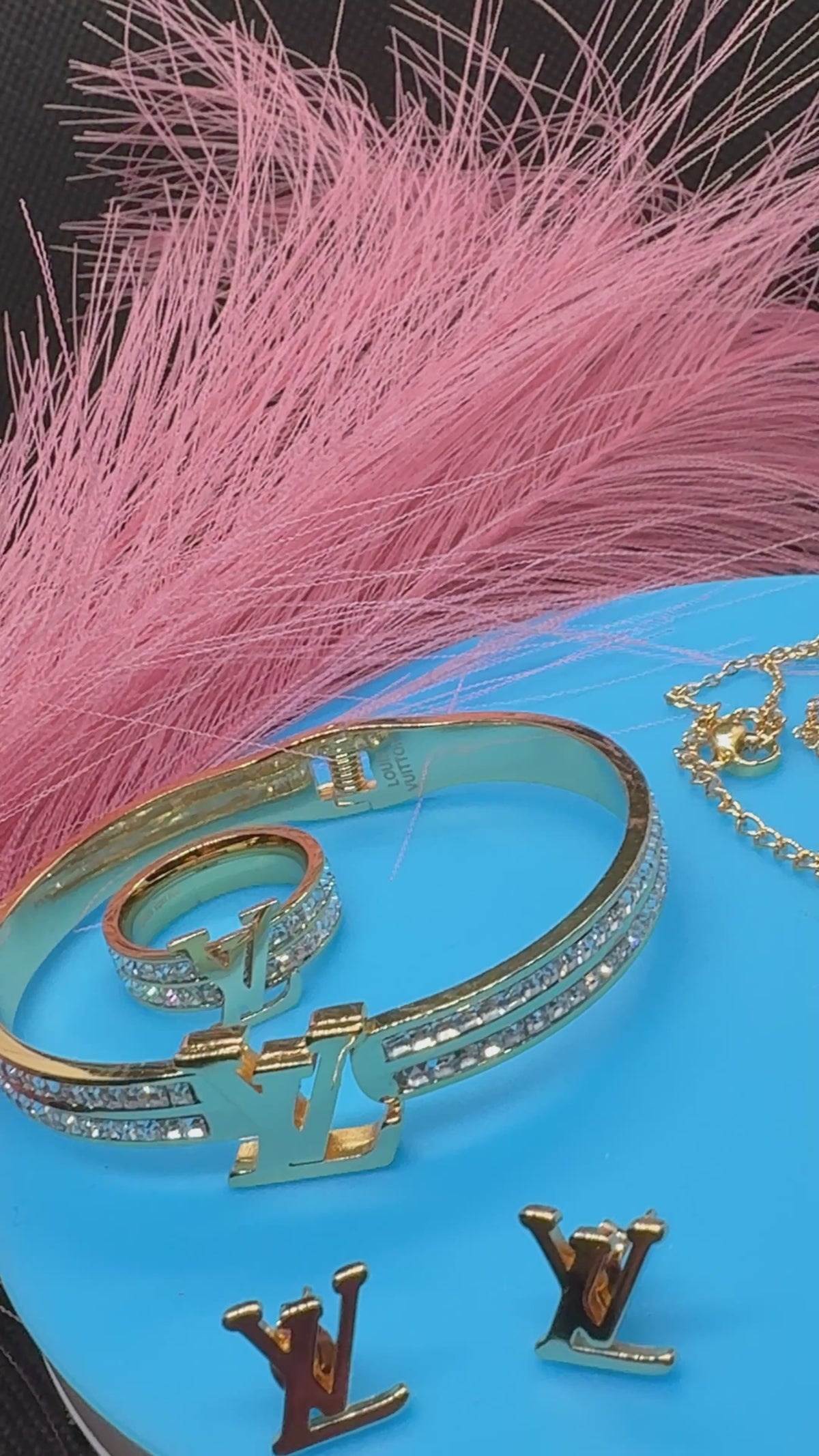 4Pcs Lux jewelry