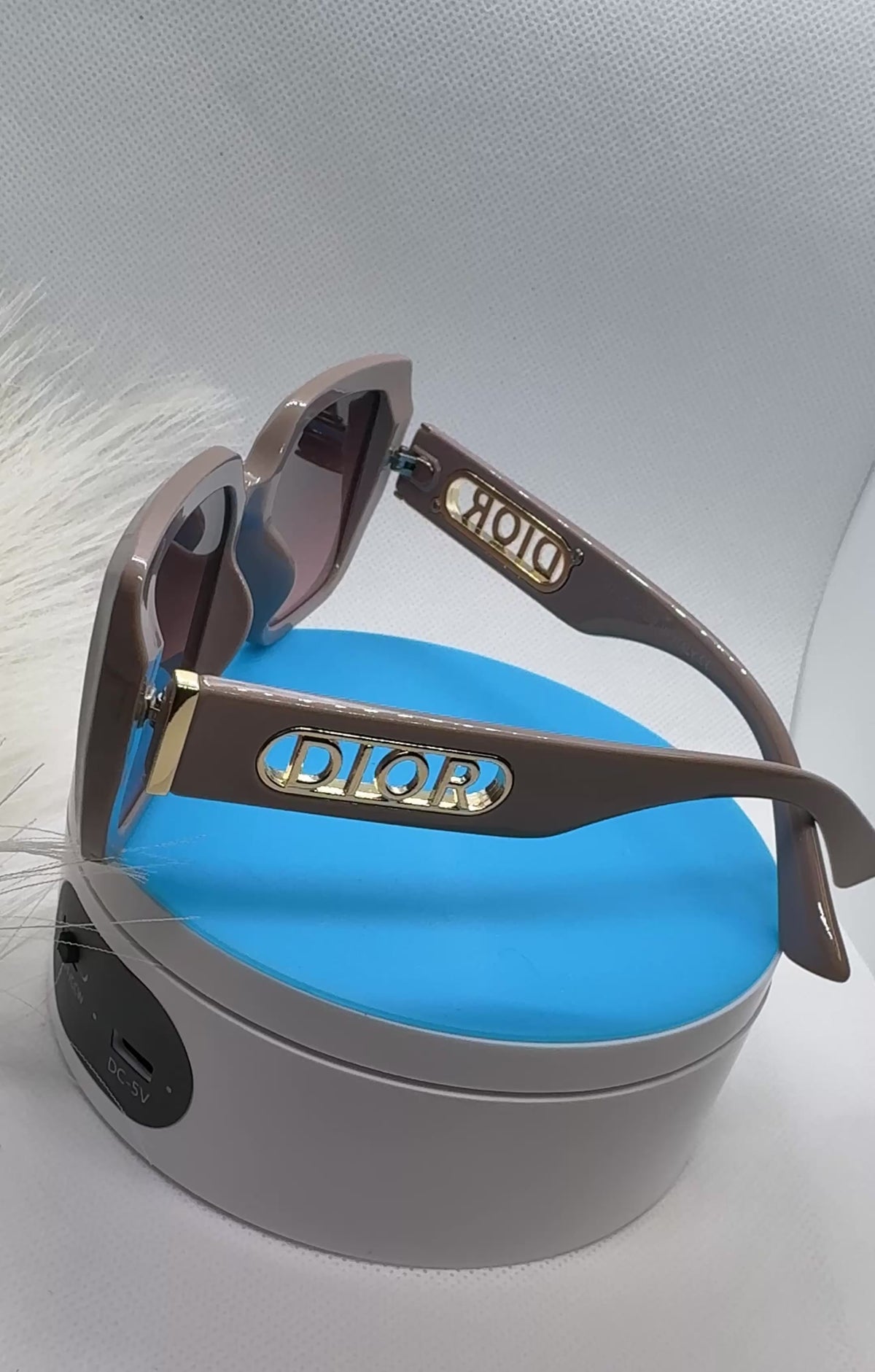 Lux Fashion Sunglasses 2 Colors