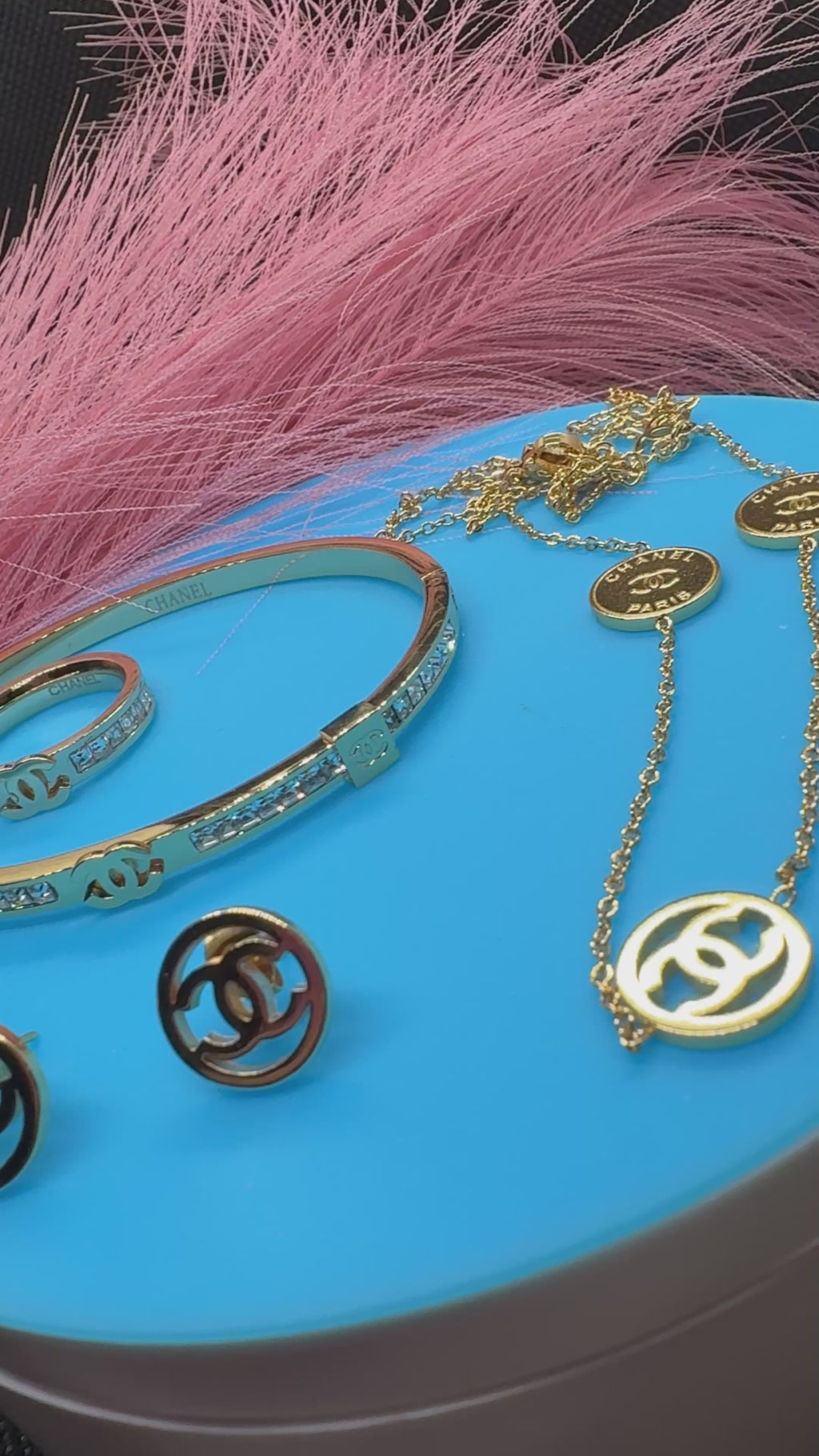 4pcs Lux jewelry